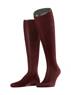 Мужские гольфы ручной работы из шелка бордового цвета Falke 15661 Pure silk 4 (муж.) Бордовый 8596