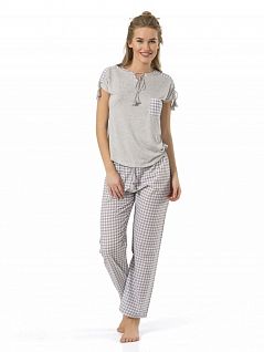 Пижама из футболки декорирована шнурком кистью и брюк на мягком поясе-резинке LT3254 Turen серый