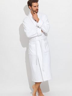 Шикарный мужской махровый халат высокой плотности из микро-хлопка белого цвета PECHE MONNAIE №920 Белый