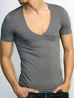 Однотонная мужская футболка серого цвета с глубоким вырезом Doreanse City 2820c30