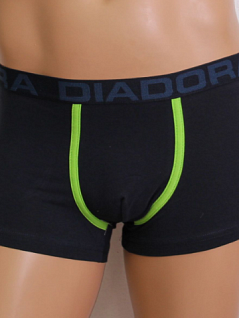 Стильные мужские трусы боксеры черного цвета с зеленым оформлением Diadora DIB05824S