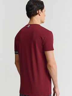 Повседневная футболка с фирменным логотипом бордового цвета Bikkembergs BKK42UTS17SIcBORDEAUX
