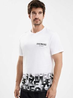 Оригинальная футболка с принтом по нижней части изделия белого цвета Bikkembergs BKK25MTS03cWhite
