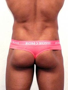 Мягкие мужские трусы стринги розового цвета с стильным поясом Romeo Rossi Thongs R1006-12