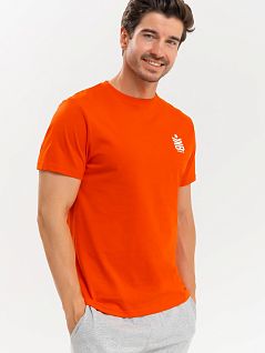Яркая футболка с крупным принтом на спине оранжевого цвета Bikkembergs BKK3MTS05cOrange.com
