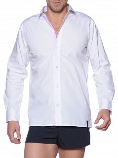 Летняя рубашка на пуговицах оттенены с изнаночной стороны подкладкой нежно-розового оттенка белого цвета HOM 07946cW5
