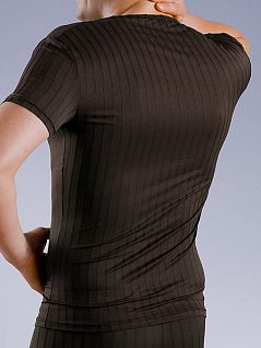 Облегающая мужская футболка коричневого цвета в полоску HOM For Man 03259cT9