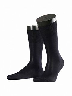 Однотонные шелковистые мужские носки темно-синего цвета Falke 14661 №4 Pure Silk (муж.) Темный-синий 6370