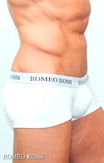 Белые короткие мужские трусы хипсы Romeo Rossi Heaps R5001-1 Белые короткие мужские трусы хипсы Romeo Rossi Heaps R5001-1