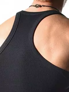 Майка-борцовка со спортивным вырезом на спине в рубчик черного цвета Oboy 4426c01