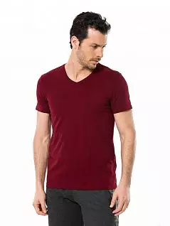 Облегающая мужская футболка с V-образным вырезом 1332 Cacharel бордовый распродажа