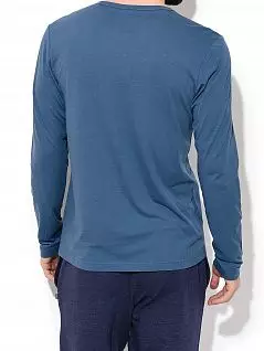Лонгслив с накладным карманом декорирован пуговицей синего цвета Jockey 500709Hc468