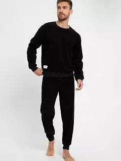 Мужской комплект в спортивном стиле ( онгслив и штаны на манжетах) TARO BT-HUGO Черный