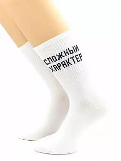 Женские носки с надписью "Сложный характер" белого цвета Hobby Line RTнус80159-26-02