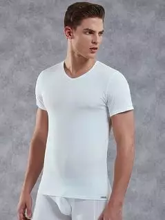 Белоснежная мужская футболка из высококачественного трикотажа Doreanse Essentials 2855c02 распродажа
