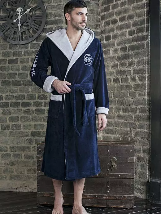 Практичный халат из бамбука с капюшоном ATLETIK Five Wien 123 синего цвета.