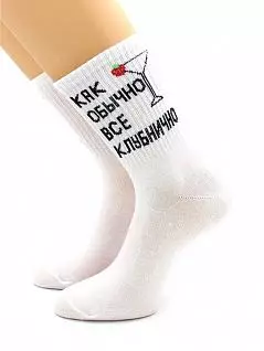 Эластичные носки с надписью "Как обычно все клубнично" белого цвета Hobby Line RTнус80159-41-01