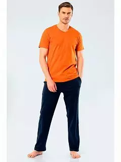 Комфортная пижама (футболка с V-образным вырезом горловины и брюки с боковыми карманами) LT2205 Cacharel оранжевый с синим