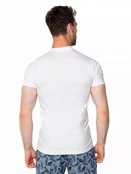 Однотонная мужская футболка с круглой горловиной оформлен плотной широкойобработкой Oztas LTOZ1003-A Oztas белый