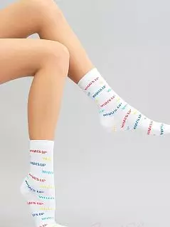 Комфортные носки с разноцветной повторяющейся надписью "Whats Up" Giulia JSWS3 TEXT 003 (5 пар) bianco