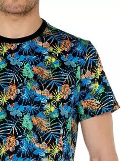 Пижама (футболка с ярким тропическим принтом на чёрном фоне и шорты однотонные HOM 40c2542cP004