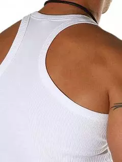 Облегающая майка-борцовка со спортивным вырезом на спине в рубчик белого цвета Oboy 4426c02 распродажа