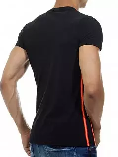 Мужская футболка в спортивном стиле с контрастными кантами черного цвета HOM 03355cK9