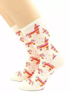 Эластичные носки с принтом "Радужная лама" бежевого цвета Hobby Line RTнус80153-11-10